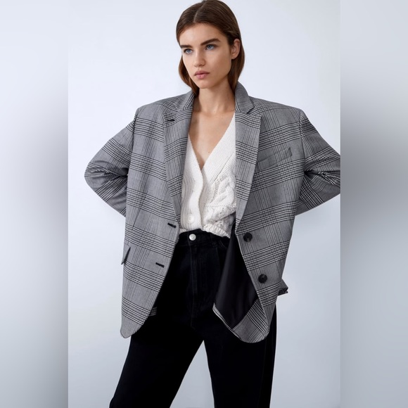 Zara Jackets & Blazers - Zara Oversized Blazer